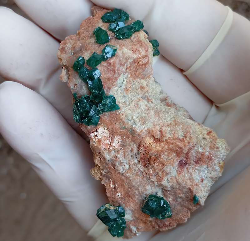 Dioptase malachite quartz - Kolwezi mining district DRC Congo