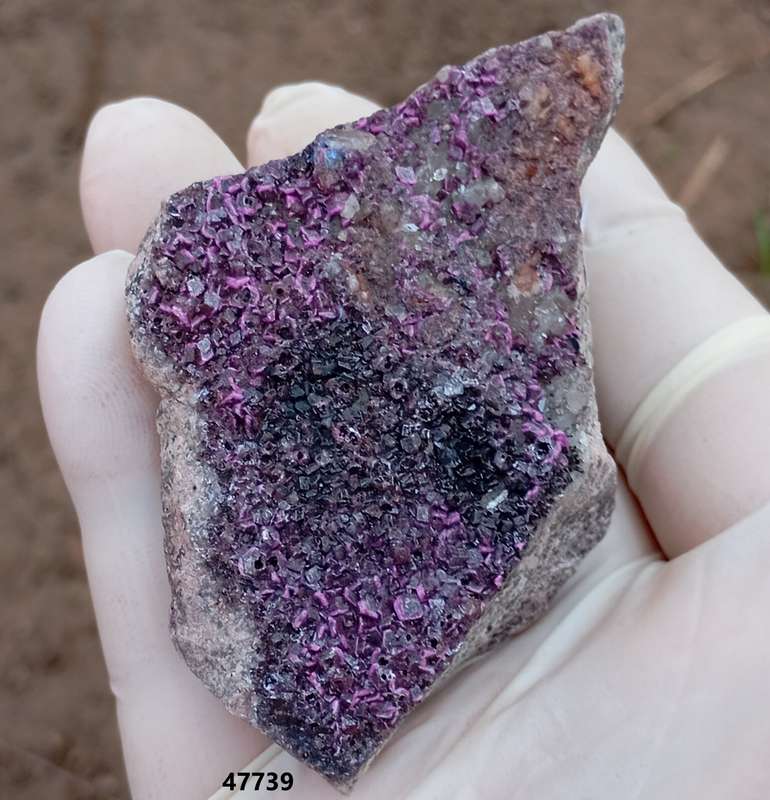 Cobaltoan calcite heterogenite quartz - Mashamba West mine DRC Congo