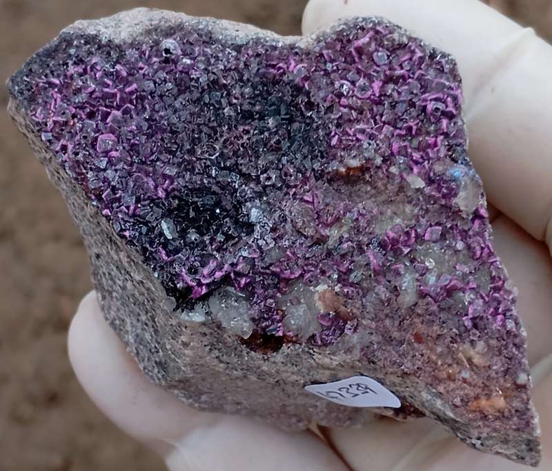 Cobaltoan calcite heterogenite quartz - Mashamba West mine DRC Congo