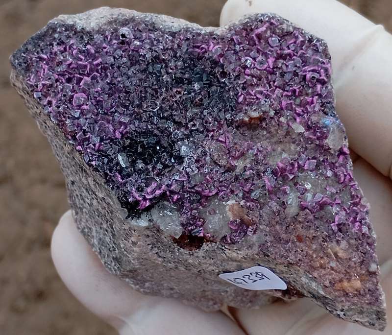 Cobaltoan calcite heterogenite quartz - Mashamba West mine DRC Congo