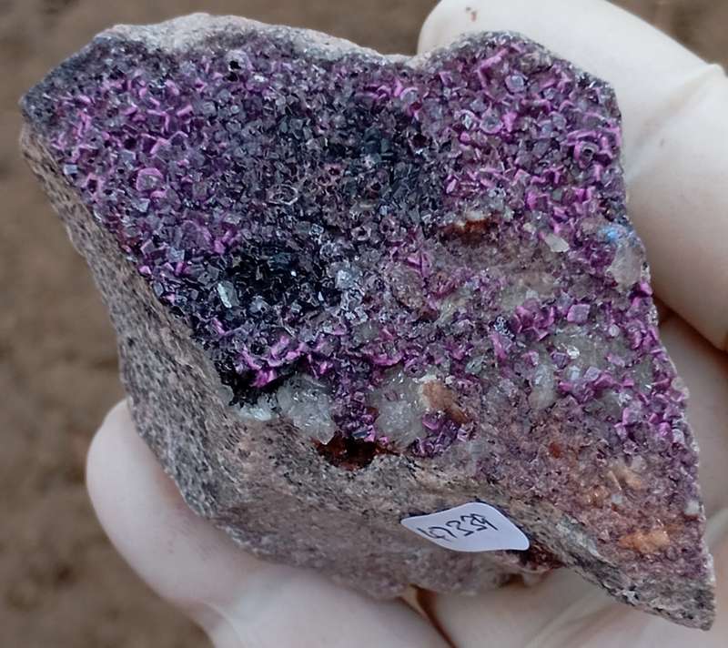 Cobaltoan calcite heterogenite quartz - Mashamba West mine DRC Congo