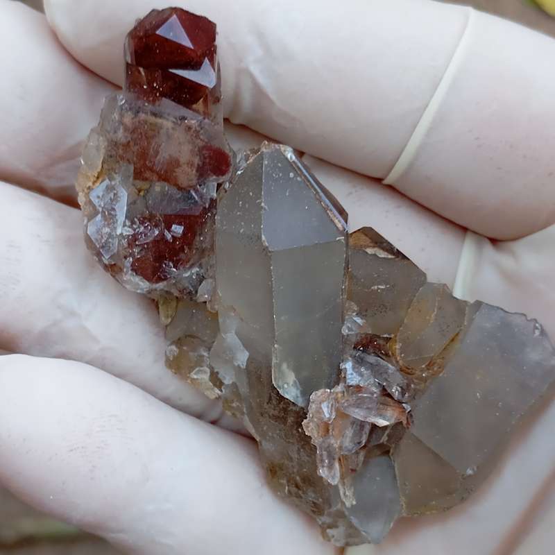 Hematite in quartz - Orange River Steinkopf N Cape South Africa
