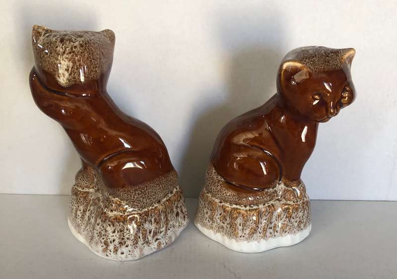 2 Beautiful  Ceramic Cat Ornaments