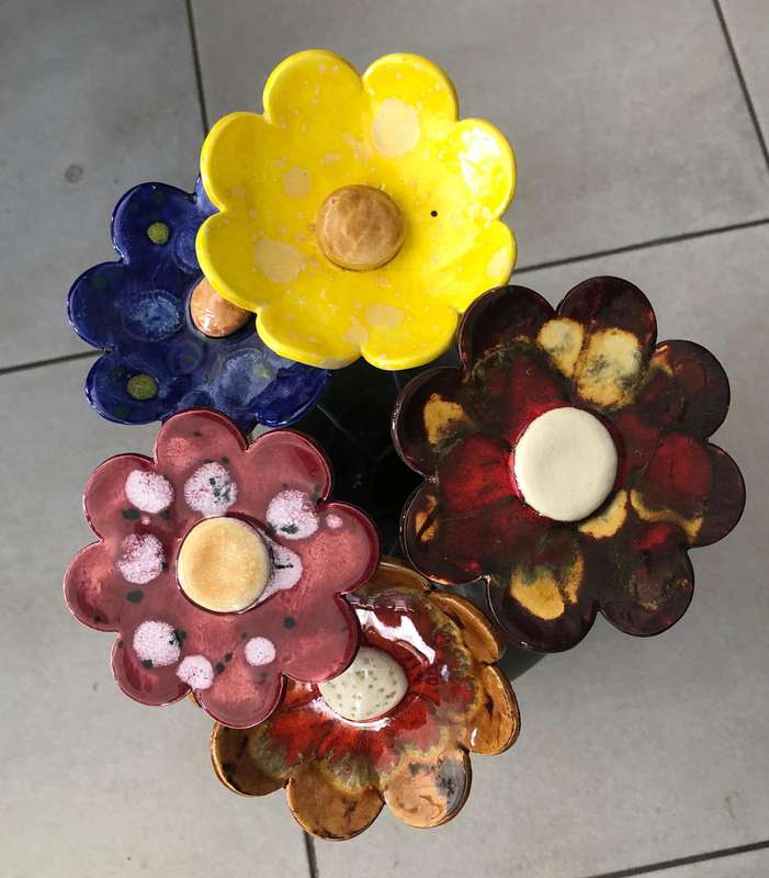 5 x Exquisite Handmade Pottery Flowers