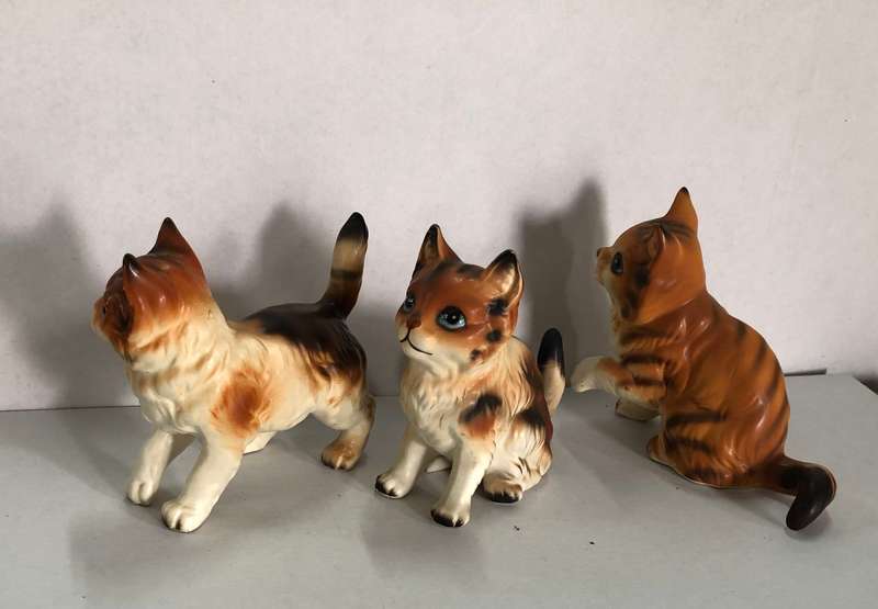 Beautiful Set of 3 Cat Ornaments