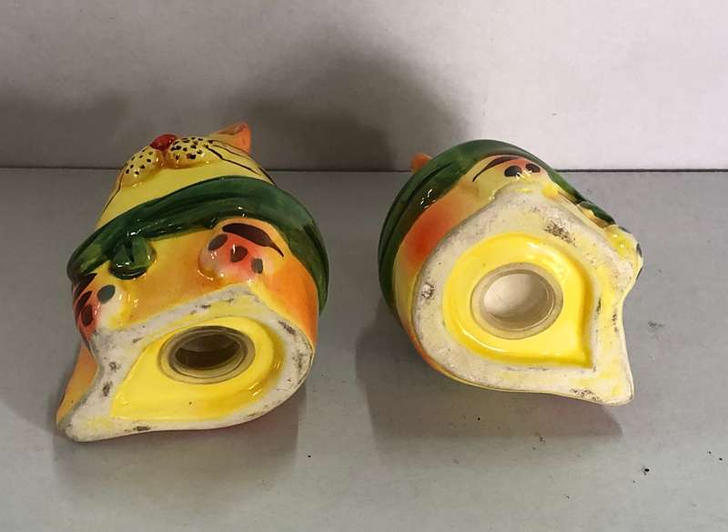 Beautiful Set of Cat Salt and Pepper Shakers