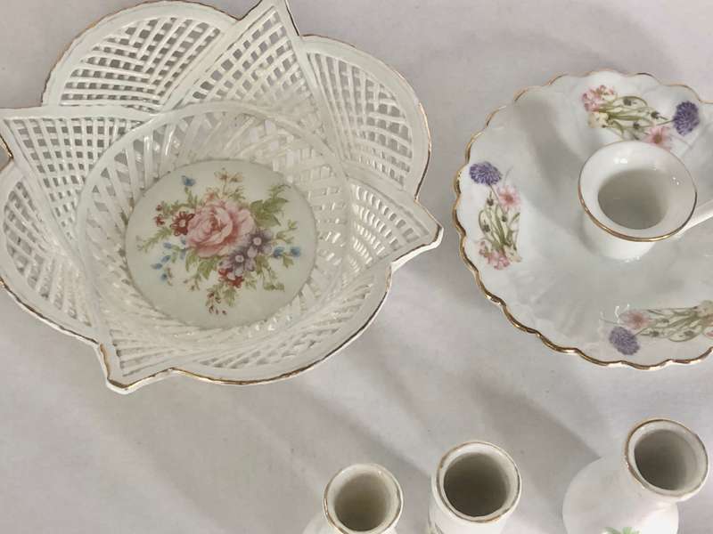 Beautiful Delicate Dressing table Trinkets