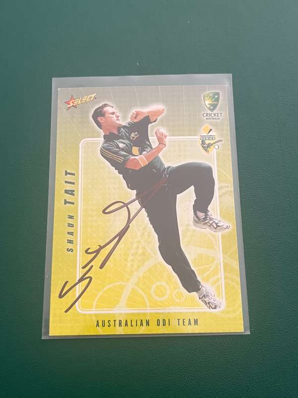 Cricket Card - *SIGNED* Shaun Tait 2008 Select Cricket Card