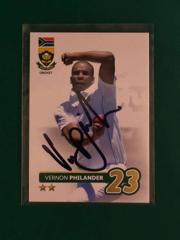 Cricket Card - *SIGNED* Vernon Philander 2014 Big Ball Cricket Card