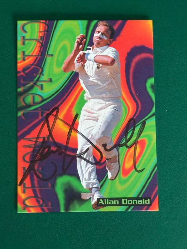 Cricket Card - *SIGNED* Allan Donald 1996 Sports Deck Cricket Card