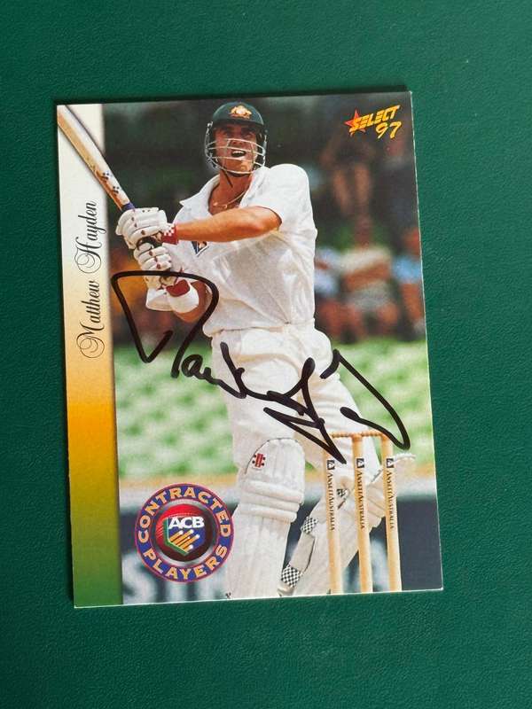 Cricket Card - *SIGNED* Matthew Hayden 1997 Select Cricket Card