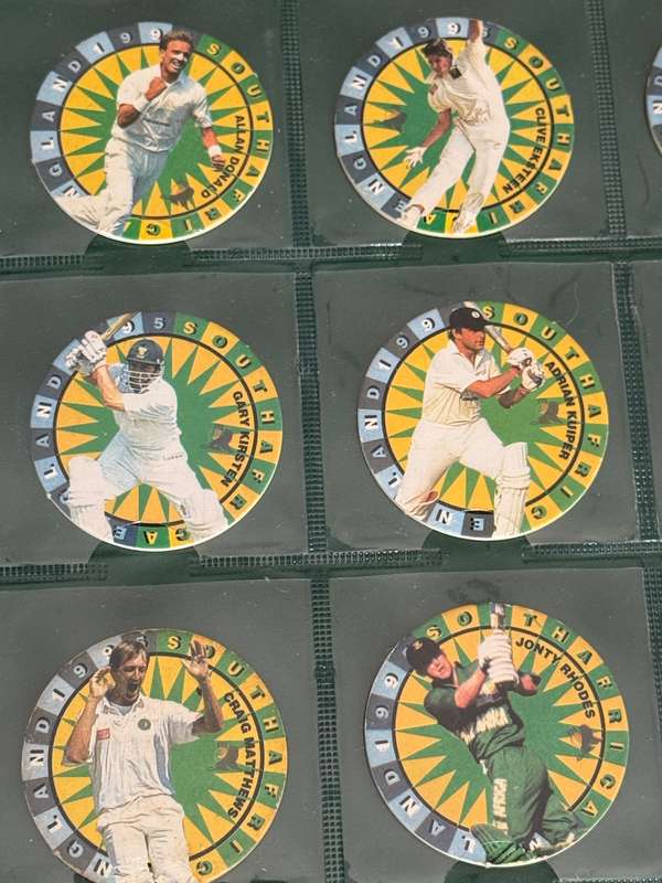 Cricket - Complete (50) Set of Total 1995 Cricket Tazos (South-Africa vs Proteas)