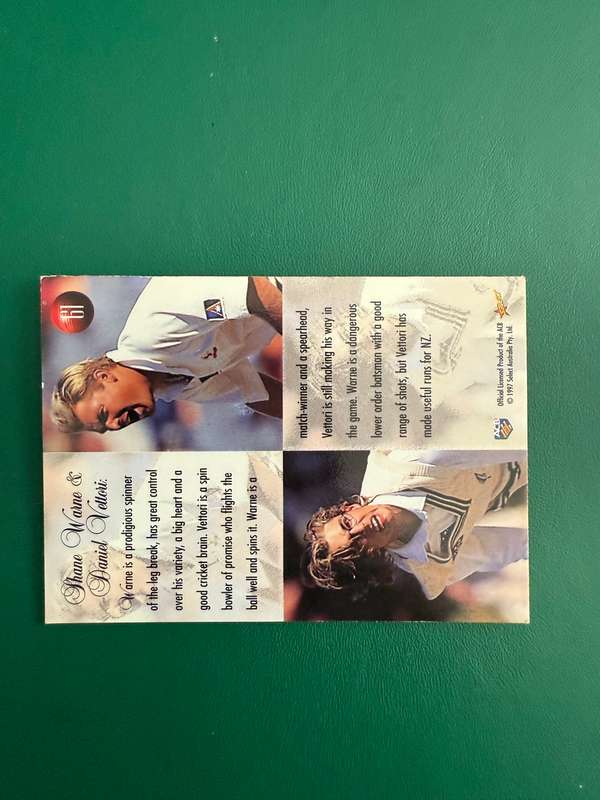 Cricket Card - *SIGNED* Shane Warne/Daniel Vettori 1997 Select Cricket Card
