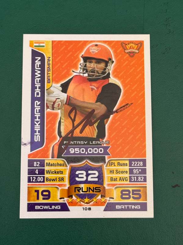 Cricket Card - *SIGNED* Shikhar Dawan 2015 IPL Topps Cricket Card