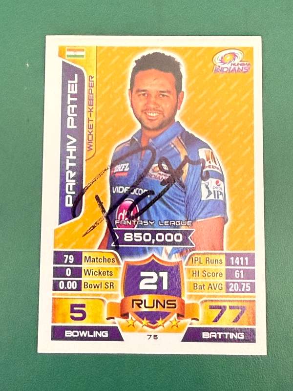 Cricket Card - *SIGNED* Parthiv Patel 2015 IPL Topps Cricket Card