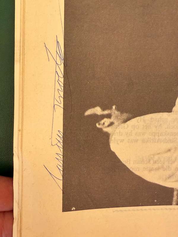 Boxing Programme - *SIGNED* Kallie Knoetze vs Amedo Lauretti (Italy) 21/05/1976