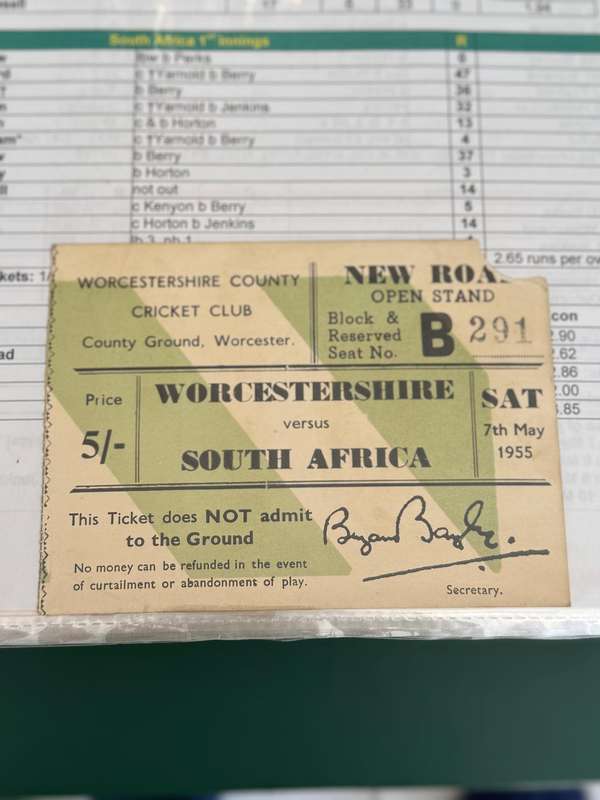 Cricket Ticket - *Tour match* Worcestershire vs South-Africa 7/9 and 10 May 1955