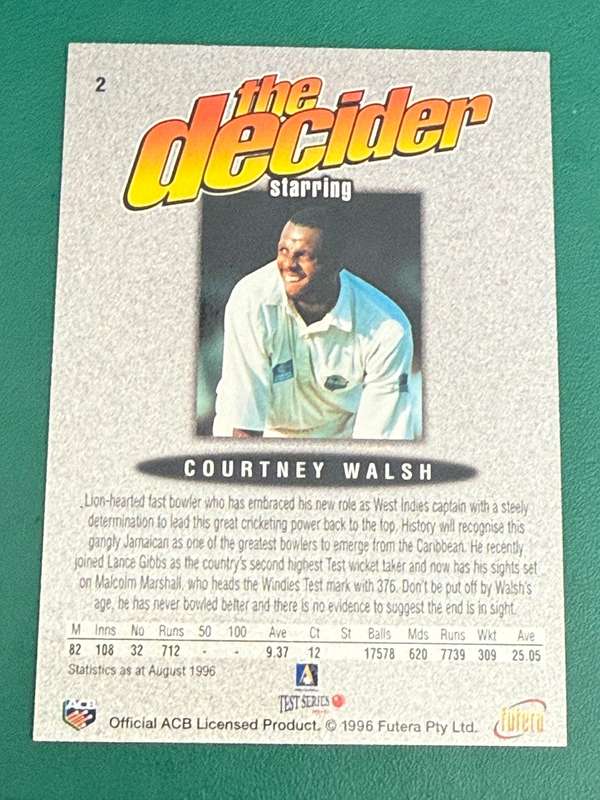 Cricket Card - Courtney Walsh (Nr2) 1996 Futera Cricket Card