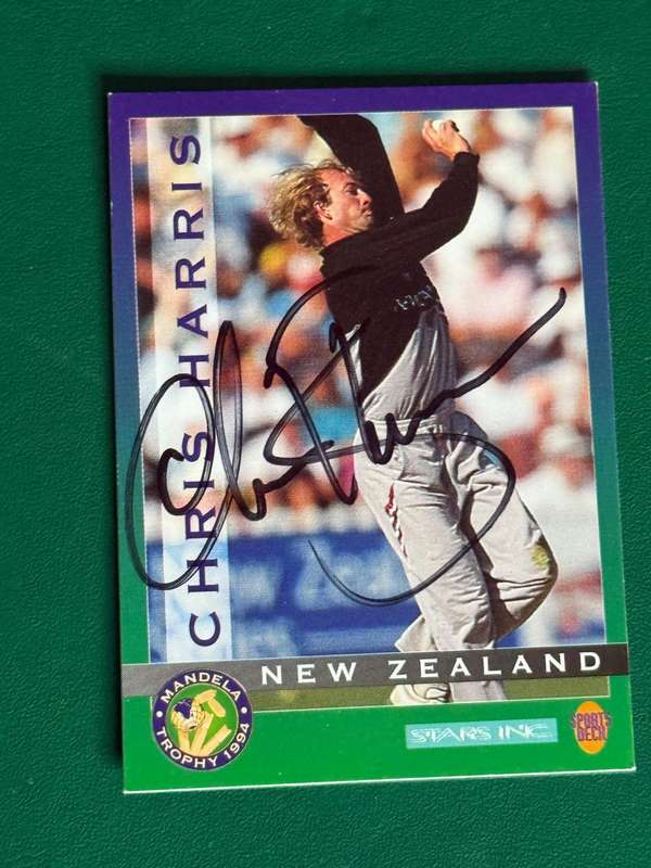 Cricket Card - *SIGNED* Chris Harris 1994 Sports Deck Cricket Card