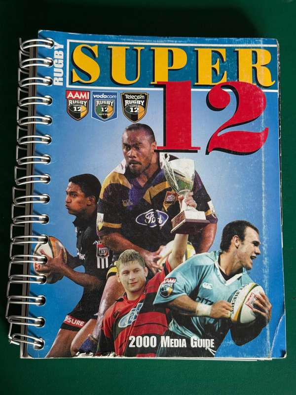 Rugby Book/Media Guide - 2000 Super 12 Media Guide (234 pages)