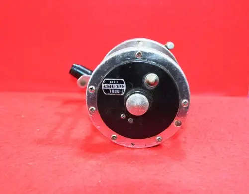 Model Chuyo 1800 fishing Reel - made in Japan