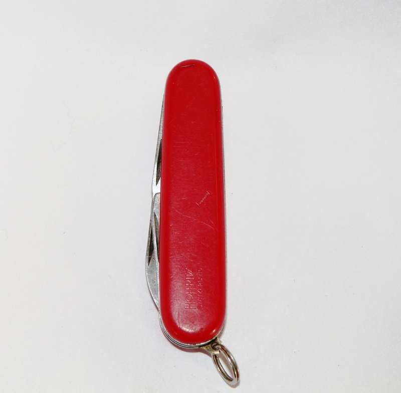 Victorinox - 84mm - Swiss Army Knife (Economy Recruit)
