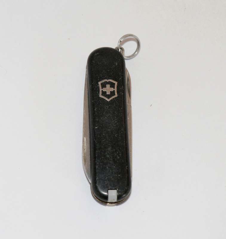 Victorinox - 58mm - Swiss Army Knife - (Classic SD) with logo