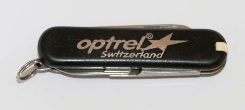 Victorinox - 58mm - Swiss Army Knife - (Classic SD) - optrel Switzerland