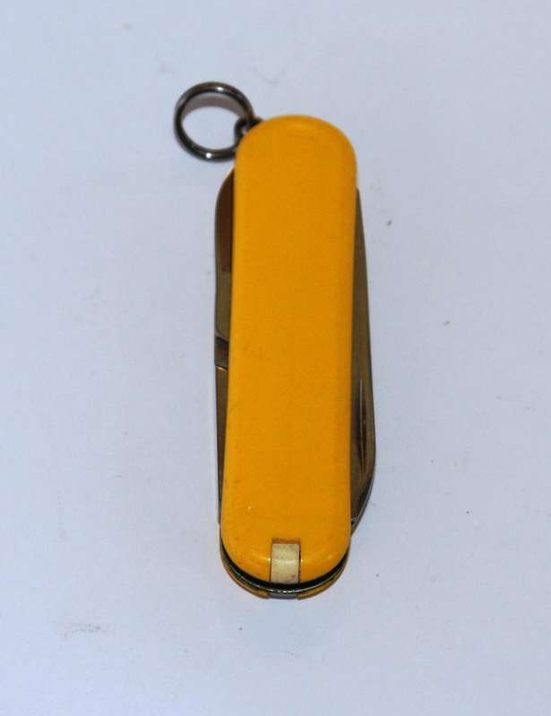 Victorinox - 58mm - Swiss Army Knife - (Classic SD)