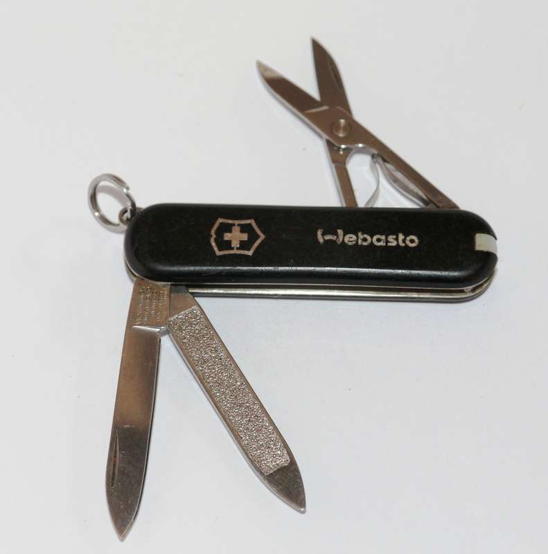Victorinox - 58mm - Swiss Army Knife - (Classic) - Webasto