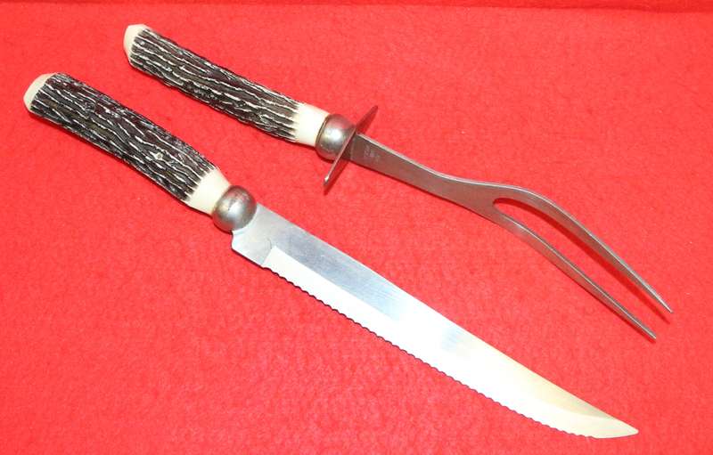 Vintage AMC carving set