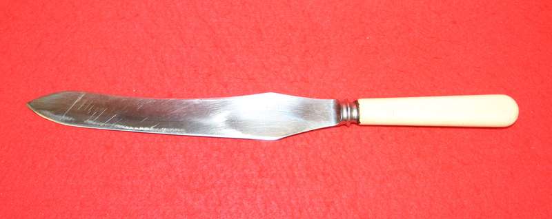 Vintage Sheffield Carving Knife