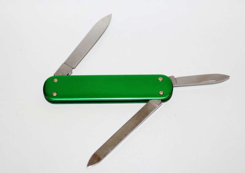 Victorinox - 74mm - Swiss Army Knife (Prince) - SELNiKEL