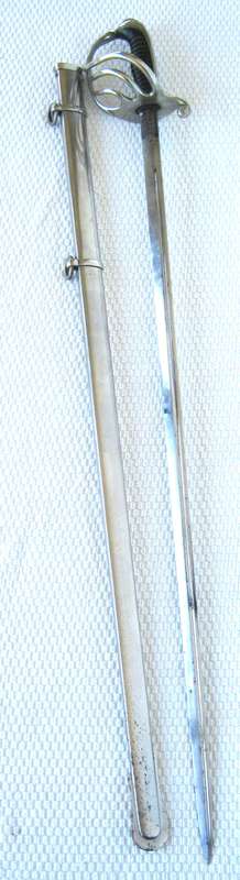19TH CENTURY FRENCH PATTERN 1882 INFANTRY OFFICERS SWORD WITH METAL SCABBARD IN FAIR CONDITION