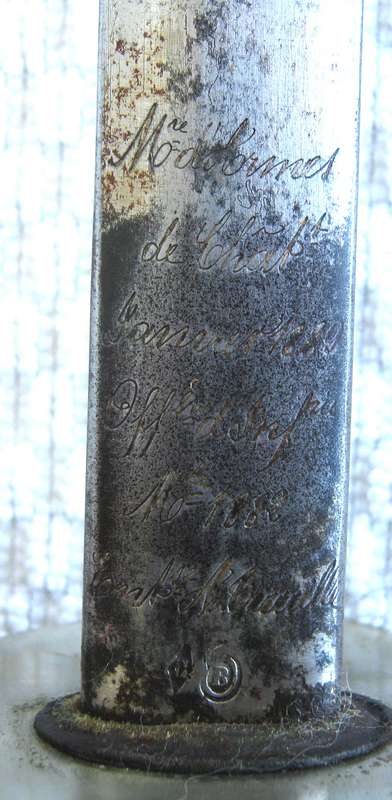 19TH CENTURY FRENCH PATTERN 1882 INFANTRY OFFICERS SWORD WITH METAL SCABBARD IN FAIR CONDITION