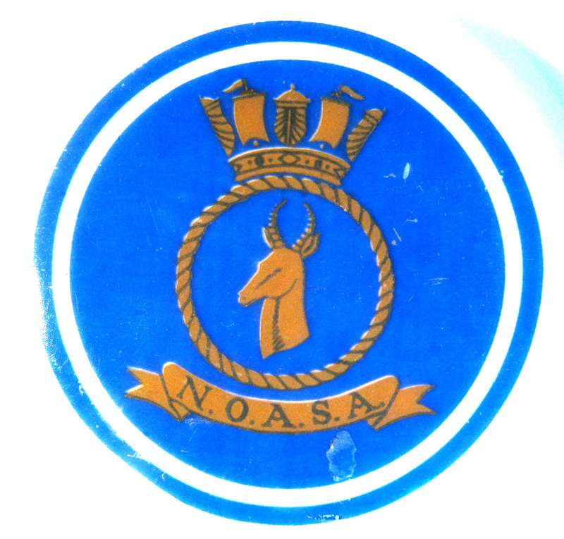 NAVAL OFFICERS ASSOCIATION SOUTHERN AFRICA ASH TRAY IN VERY GOOD CONDITION