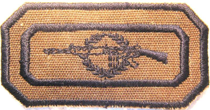 SANDF  SNIPER CLOTH BREAST BADGE - UNUSED