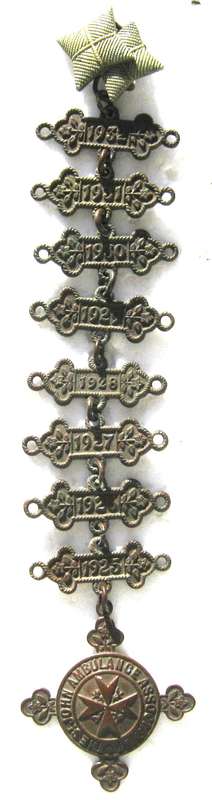 ST JOHN AMBULANCE ASSOCIATION DATE BAR CHAIN TO THOMAS W. DERWENT FROM 1925 - 1936