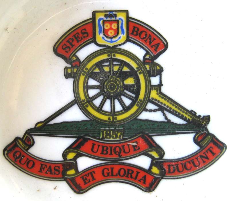 CAPE FIELD ARTILLERY 125 YEAR ANNIVERSARY ASH TRAY 21 CM DIAMETER IN VERY GOOD CONDITION