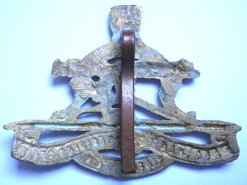 OLD REGIMENT PRESIDENT STEYN BLOEMFONTEIN CAP BADGE WITH SLIDE IN GOOD CONDITION