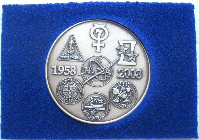 NASA 50TH ANNIVERSARY CHALLENGE COIN ENCAPSULED IN VERY GOOD CONDITION