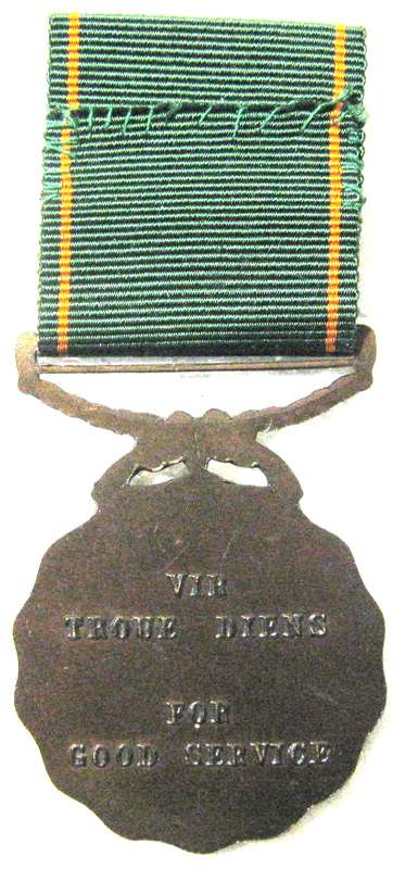 SADF FULL SIZE COMMANDO BRONZE  10 YEAR SERVICE MEDAL IN VERY GOOD CONDITION