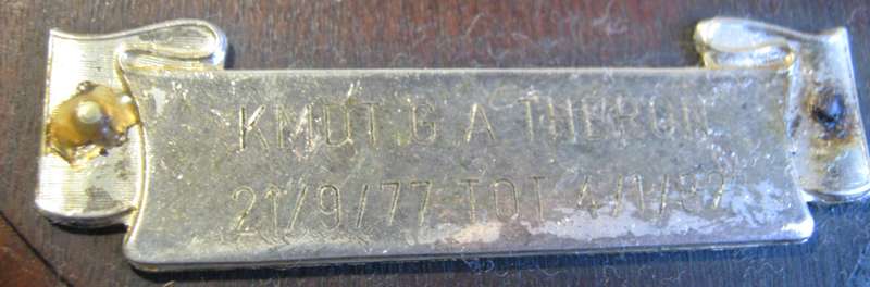 SAAF S.A. AIR FORCE COLLEGE BADGE ON SHIELD WAS PRESENTED TO "KMDT G.A. THERON 21/9/77 TO 4/1/77"
