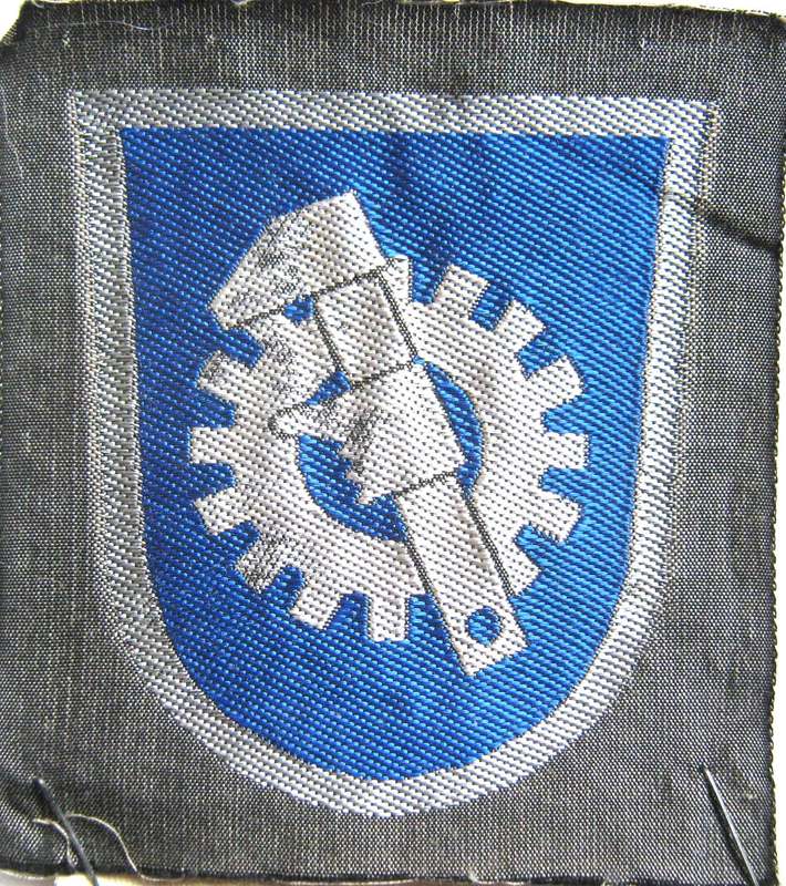 WW2 FINLAND ORIGINAL MILITARY MOTORCYCLE MECHANIC CLOTH BADGE IN UNUSED CONDITION