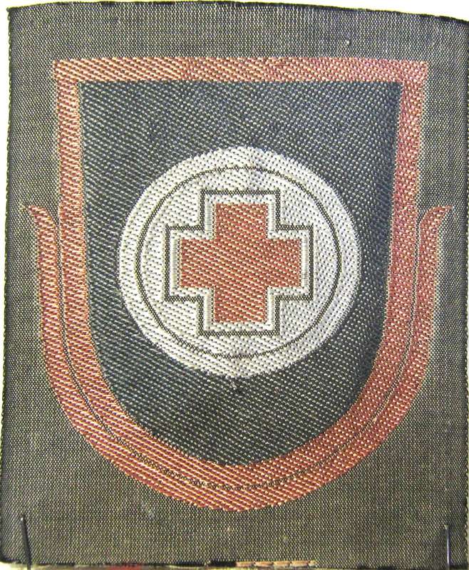 WW2 FINLAND ORIGINAL MILITARY MEDICAL CORPS CLOTH BADGE IN UNUSED CONDITION