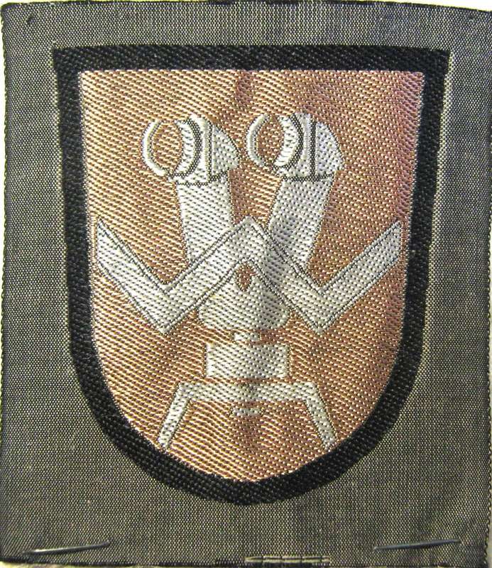 WW2 FINLAND ORIGINAL MILITARY ARTILLERY FIRE CONTROL CLOTH BADGE IN UNUSED CONDITION