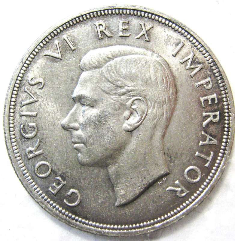 1947 FIVE SHILLINGS (CROWN) 80% SILVER 28.28 GRAMS IN GOOD CIRCULATED CONDITION