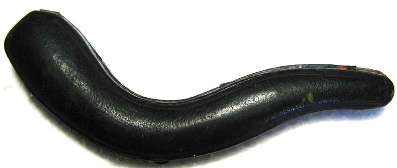 VINTAGE MEERSCHAUM PIPE CASE IN GOOD USED CONDITION - 18 CM LONG