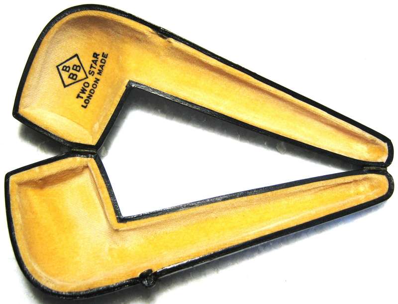 VINTAGE BBB TWO STAR LONDON MADE PIPE CASE IN GOOD USED CONDITION - 16 CM LONG, BOWL HEIGHT 6.5 CM