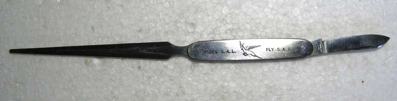 OLD SOUTH AFRICAN AIRWAYS "VLIEG S.A.L.  - FLY S.A.A." LETTER OPENER WITH KNIFE